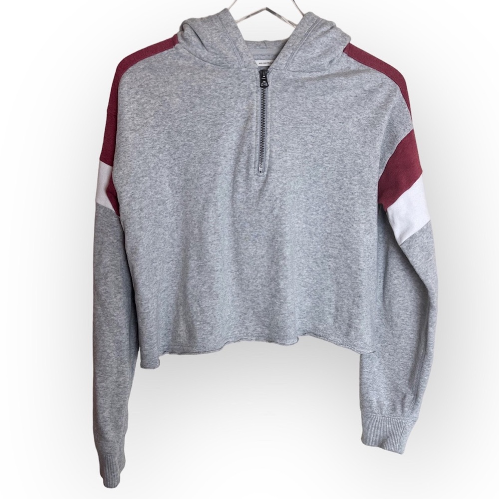 American Eagle Outfitters AEO Cropped Hoodie Size S Soft✨